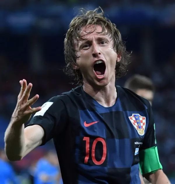 切尔西足球俱乐部欣然宣布任命利亚姆·罗森尼尔为男子一线队主教练。 欢迎来到切尔西，利亚姆！🔵 来源：切尔西官方推特