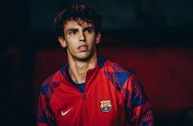 足球欧冠小组榜首争夺白热化