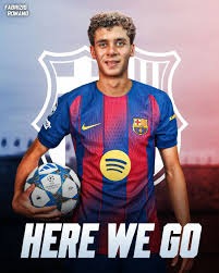 电竞圈第一人！韩国总统亲自为Faker颁奖，LCK官方彻底小丑？